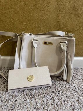 Women's Cream Satchel Handbag with Matching Wallet